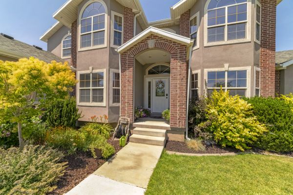 Cost of Transom Window Replacement in Dublin